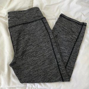 Old Navy Active Wear Capri Pants